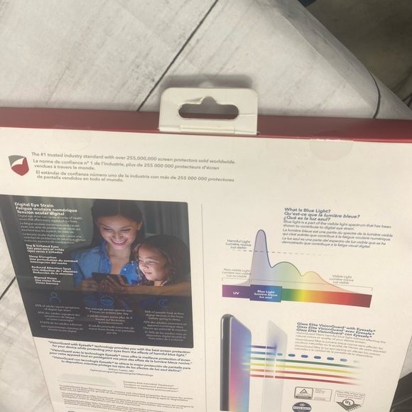 Glass Elite VisionGuard+ Screen Protector for iPad Pro 12.9 inch - Picture 4 of 7